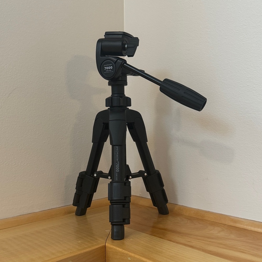 Black Promaster 7000 Tripod #2489